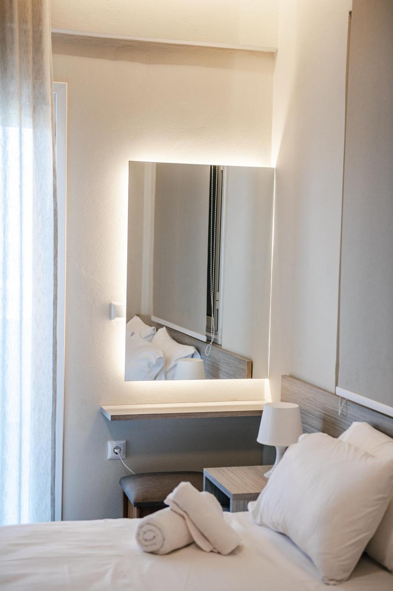 Mesogeios Hotel 马拉松波利斯 外观 照片